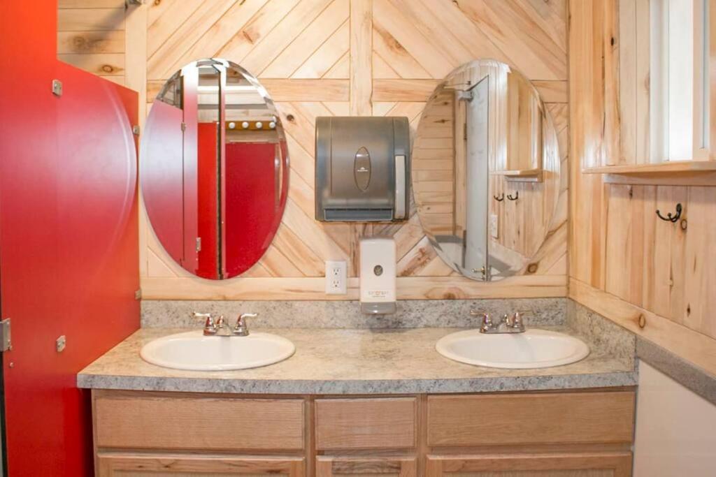 Moab Rv Resort Basic Cabin #3 - Okbc-C3 Luaran gambar